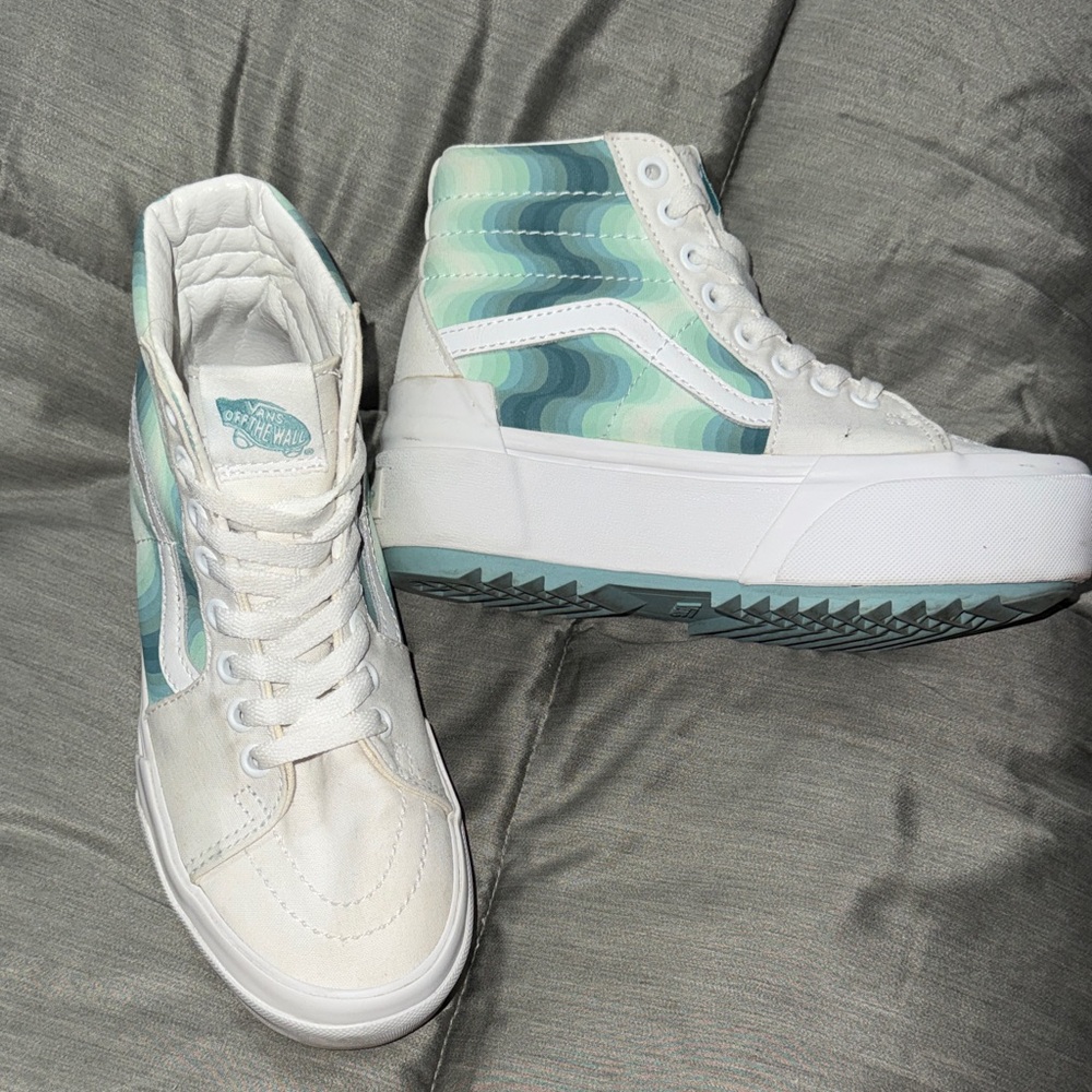Vans Women's High-Top Platform Chunky Sneakers